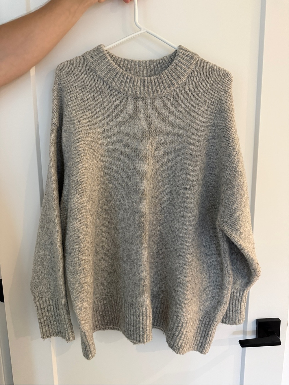 Cozy Zara Women's Grey Knit/Wool Oversized Sweater